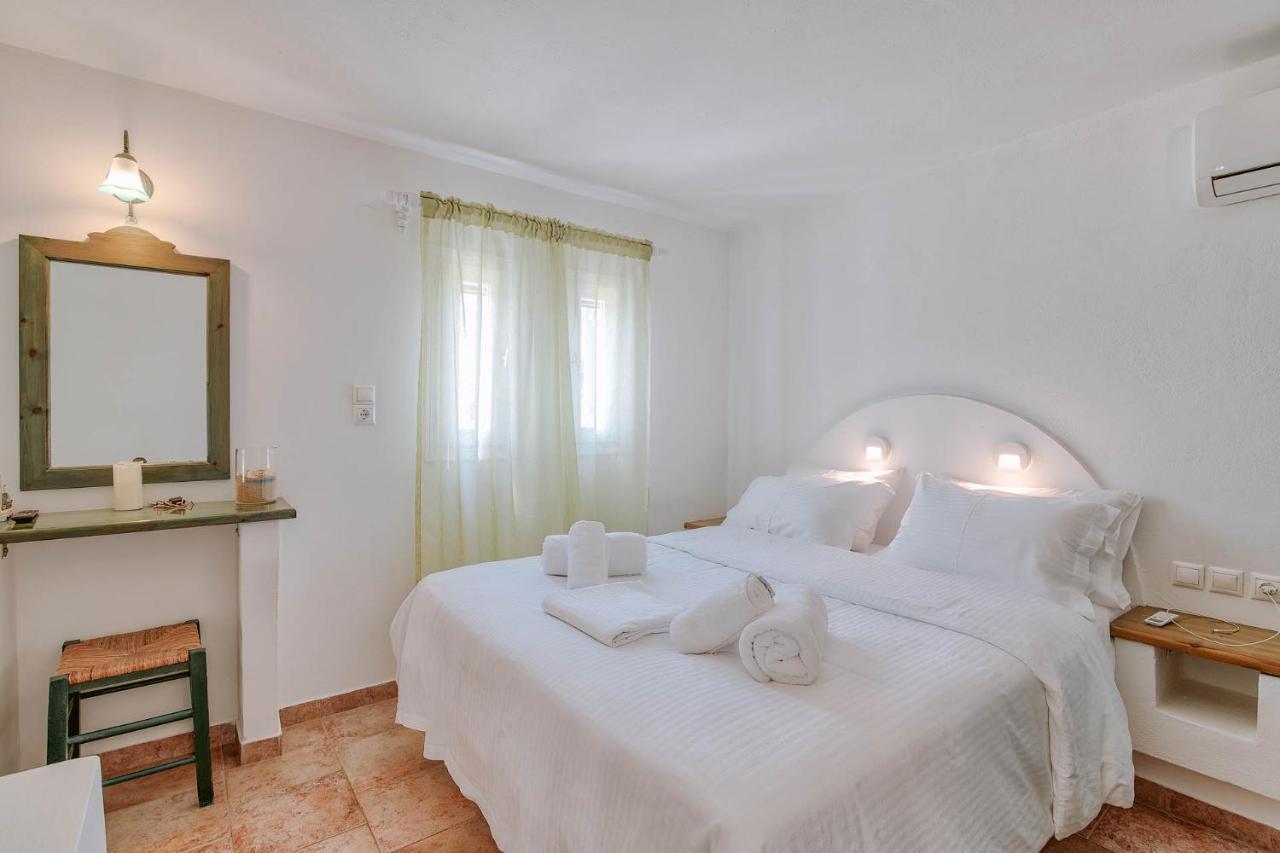 Palm Heaven Boutique Apartments Antiparos Bagian luar foto
