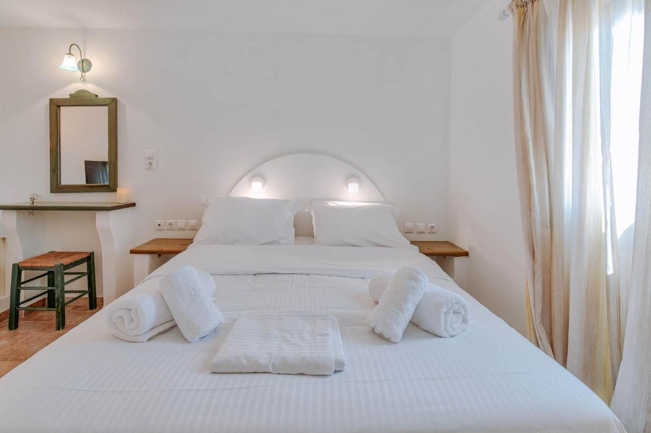 Palm Heaven Boutique Apartments Antiparos Bagian luar foto